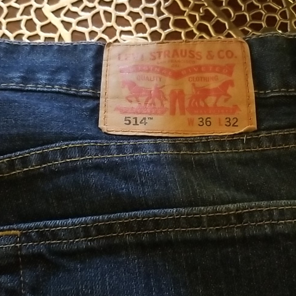 Levis 514